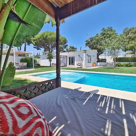 Eden, Lujo Con Chimenea Piscina Villa *